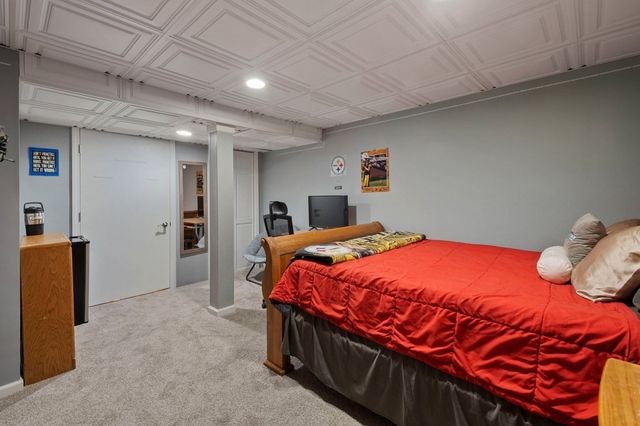 45 Somers Rd, East Longmeadow, MA 01028