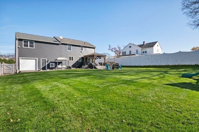 45 Somers Rd, East Longmeadow, MA 01028
