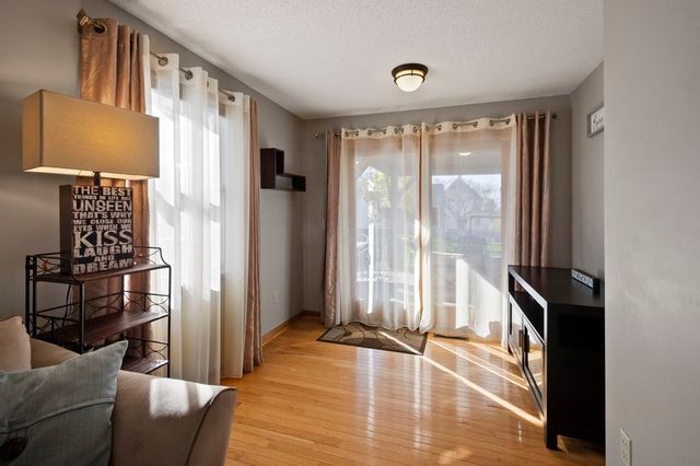 45 Somers Rd, East Longmeadow, MA 01028