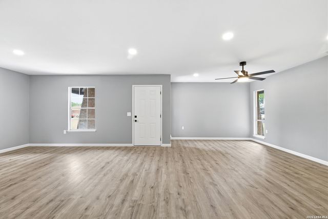 4302 Shallow Water, San Antonio, TX 78233