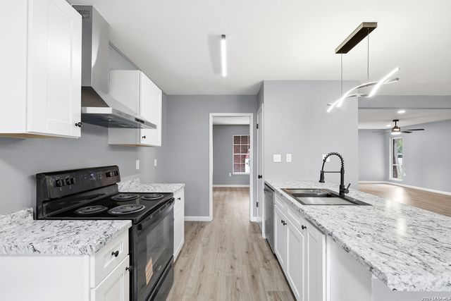 4302 Shallow Water, San Antonio, TX 78233