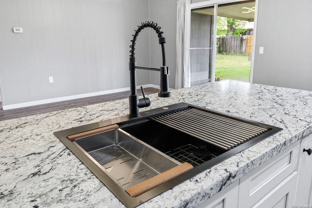4302 Shallow Water, San Antonio, TX 78233