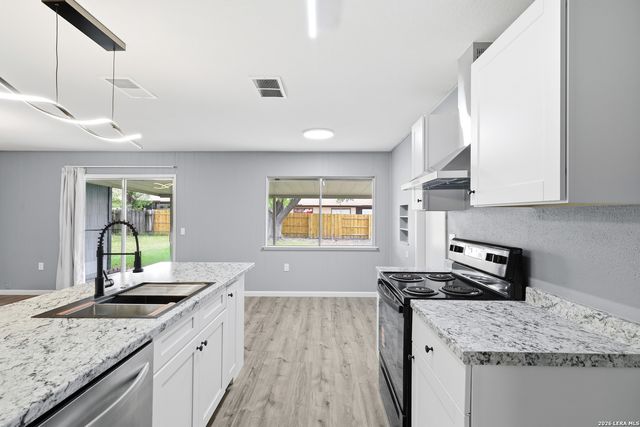 4302 Shallow Water, San Antonio, TX 78233