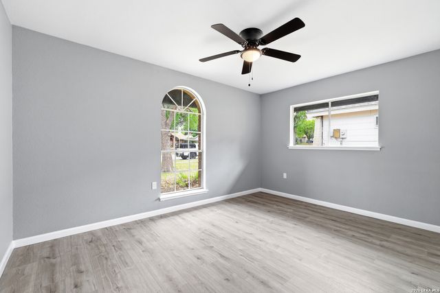 4302 Shallow Water, San Antonio, TX 78233