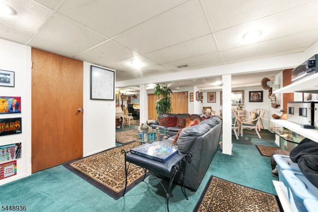 63 Hazel Ave, Livingston Twp., NJ 07039