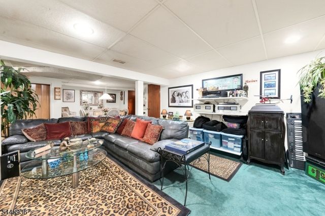 63 Hazel Ave, Livingston Twp., NJ 07039