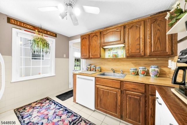 63 Hazel Ave, Livingston Twp., NJ 07039