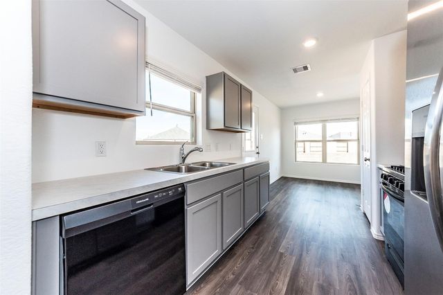 8830 Bar Harbor Drive, Baytown, TX 77521