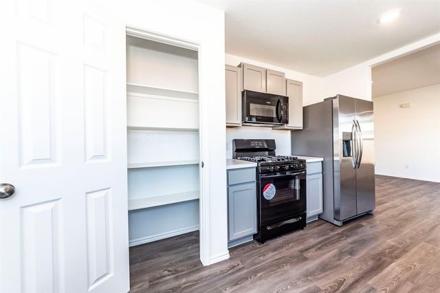 8830 Bar Harbor Drive, Baytown, TX 77521