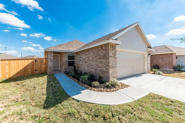 8830 Bar Harbor Drive, Baytown, TX 77521