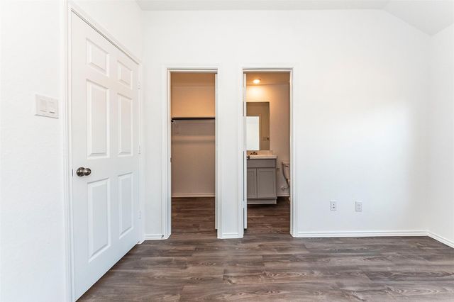 8830 Bar Harbor Drive, Baytown, TX 77521