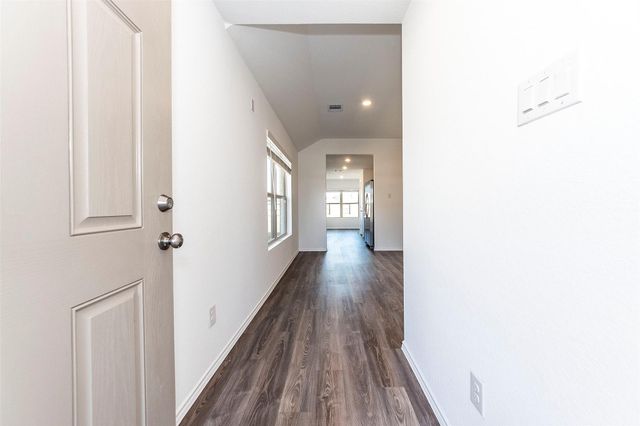 8830 Bar Harbor Drive, Baytown, TX 77521