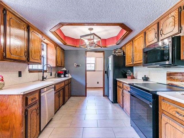 2600 NE 80th Avenue, Norman, OK 73026