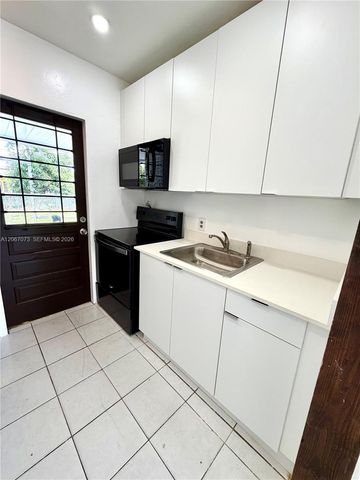 12841 Green Avenue, Miami, FL 33167