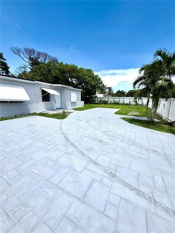 12841 Green Avenue, Miami, FL 33167