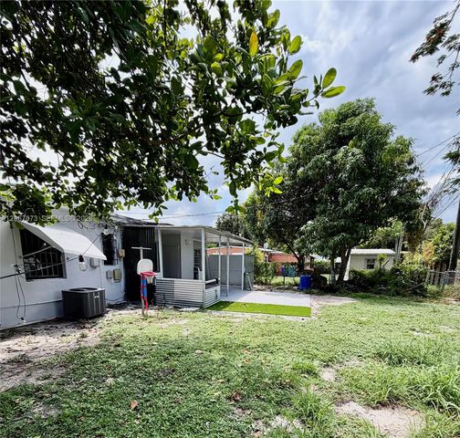 12841 Green Avenue, Miami, FL 33167