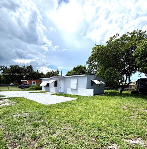 12841 Green Avenue, Miami, FL 33167