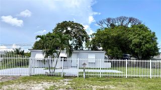 12841 Green Avenue, Miami, FL 33167