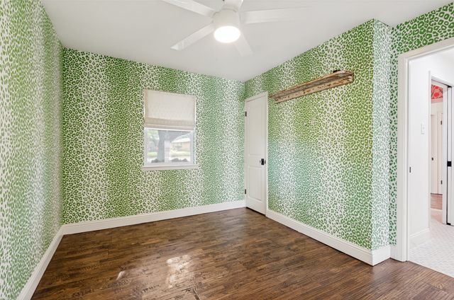 3314 Brookhaven Club Drive, Farmers Branch, TX 75234