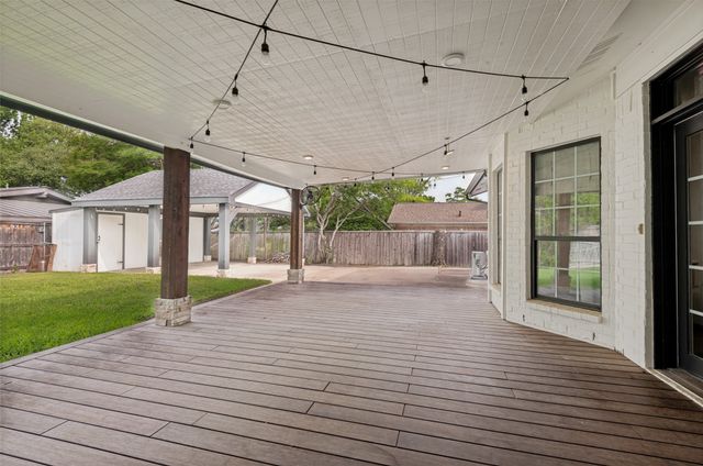 3314 Brookhaven Club Drive, Farmers Branch, TX 75234