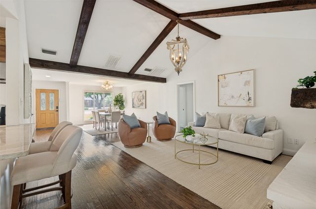 3314 Brookhaven Club Drive, Farmers Branch, TX 75234