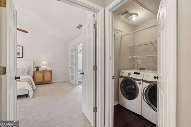 1130 Lyndhurst Way, Roswell, GA 30075