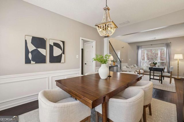 1130 Lyndhurst Way, Roswell, GA 30075