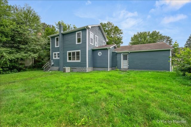 2608 Kashmiri Avenue, Mchenry, IL 60050