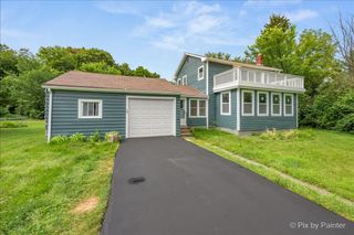 2608 Kashmiri Avenue, Mchenry, IL 60050
