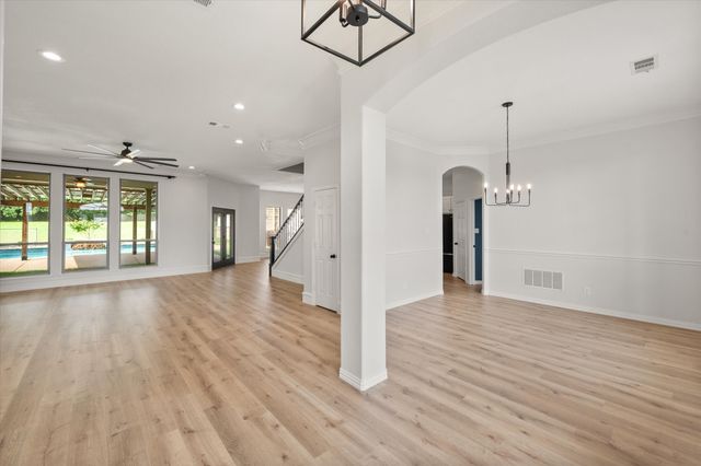 6417 Gehrig Circle, Burleson, TX 76028