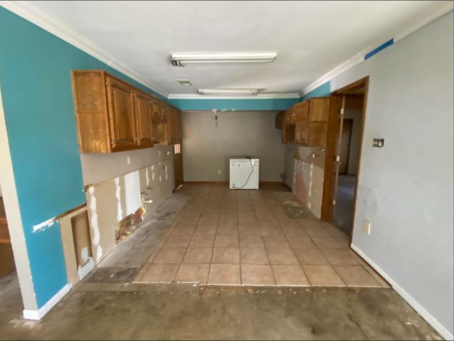 186 1st Oak Drive, Enchanted Oaks, TX 75156