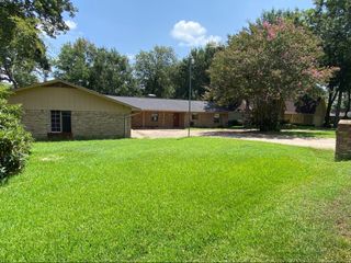 186 1st Oak Drive, Enchanted Oaks, TX 75156