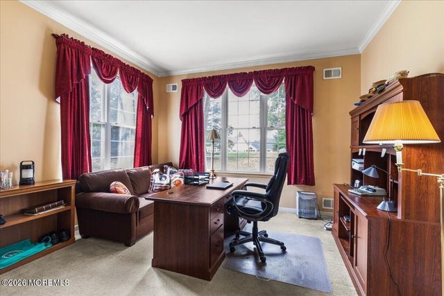 4 Barton Creek Road, Jackson, NJ 08527