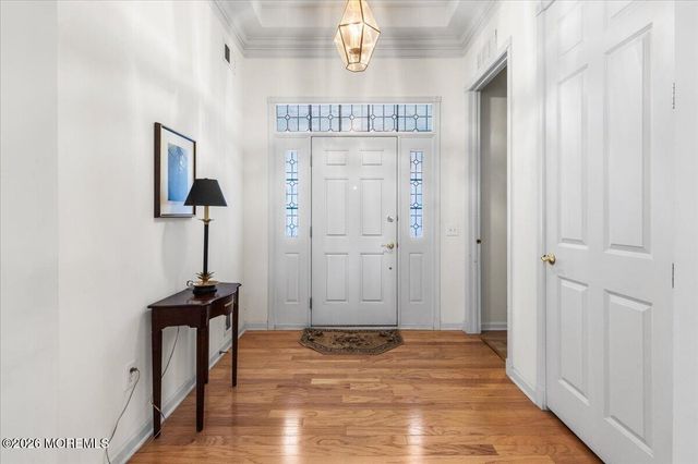 4 Barton Creek Road, Jackson, NJ 08527