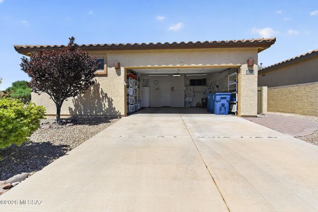 10285 S Black Surrey Drive, Vail, AZ 85641