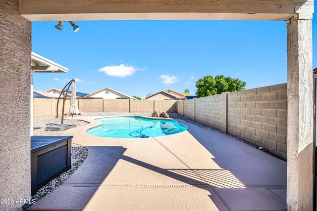 8632 W KATHLEEN Road, Peoria, AZ 85382