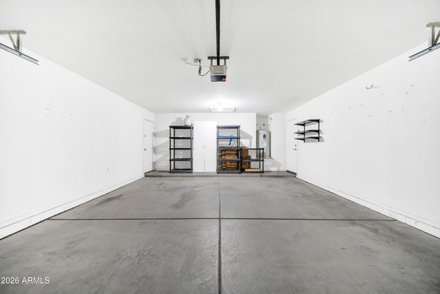 8632 W KATHLEEN Road, Peoria, AZ 85382