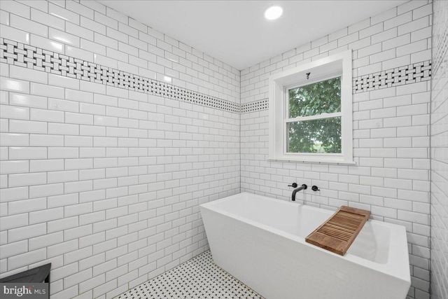1218 W NORTHERN PKWY, Baltimore, MD 21209