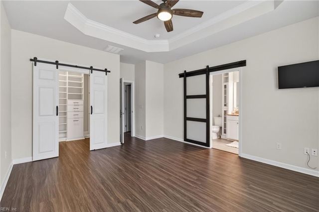 516 Clara LN, Virginia Beach, VA 23451