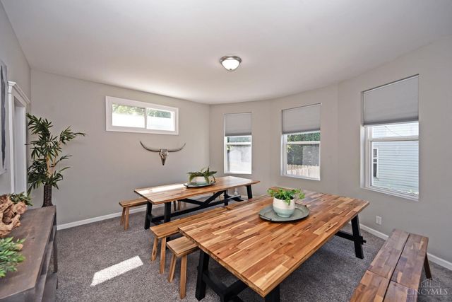 899 Lexington Avenue, Cincinnati, OH 45229