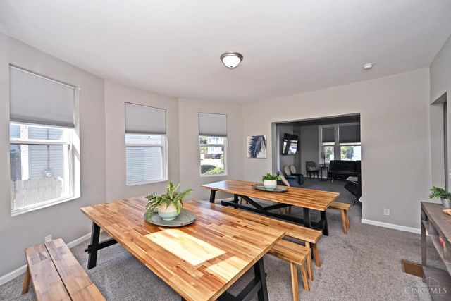 899 Lexington Avenue, Cincinnati, OH 45229