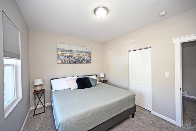 899 Lexington Avenue, Cincinnati, OH 45229