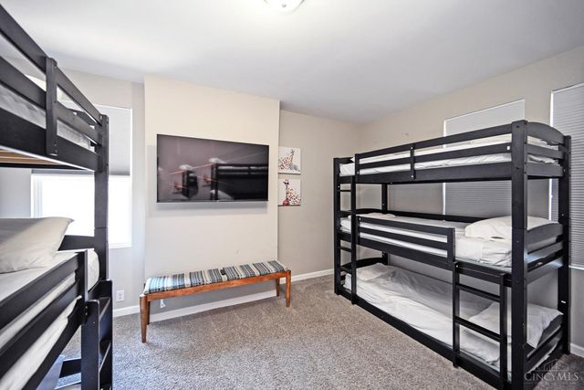 899 Lexington Avenue, Cincinnati, OH 45229