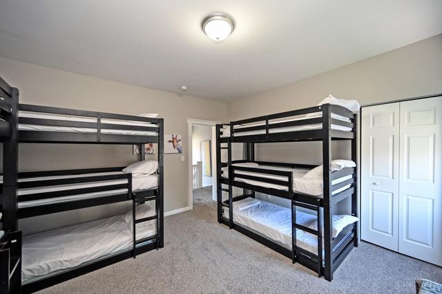 899 Lexington Avenue, Cincinnati, OH 45229