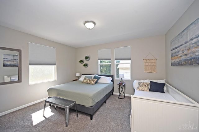 899 Lexington Avenue, Cincinnati, OH 45229