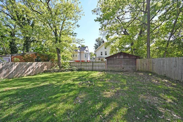 899 Lexington Avenue, Cincinnati, OH 45229