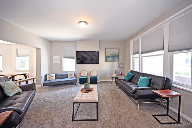 899 Lexington Avenue, Cincinnati, OH 45229