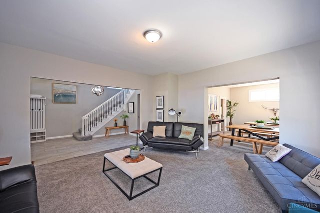 899 Lexington Avenue, Cincinnati, OH 45229