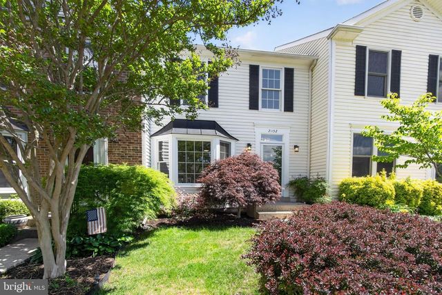 21152 HEDGEROW TER, Ashburn, VA 20147