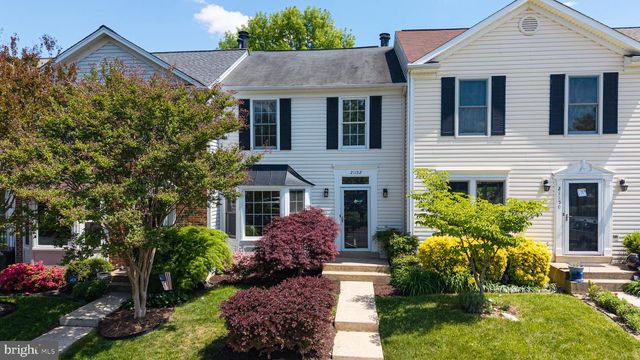 21152 HEDGEROW TER, Ashburn, VA 20147